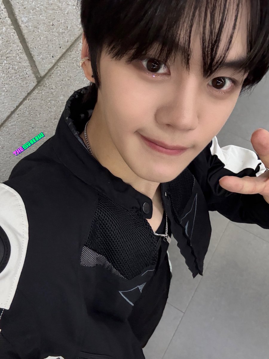 ゼベワン ギュビン Amazon.co.jp: ZEROBASEONE ZB1 ゼベワン キムギュビン ギュビン