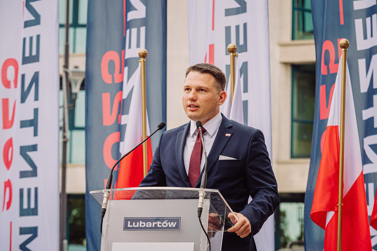 Res Publica Nowa (@respublicanowa) on Twitter photo „Zamiast zrozumienia, w Polsce wolimy zaorać przeciwnika” – zauważa <a href="/KasprowiczT/">Tomasz Kasprowicz</a>. Czy czas na debatę, w której zaczniemy słuchać?
respublica.pl/teksty/mentzen… „Zamiast zrozumienia, w Polsce wolimy zaorać przeciwnika” – zauważa <a href="/KasprowiczT/">Tomasz Kasprowicz</a>. Czy czas na debatę, w której zaczniemy słuchać?
respublica.pl/teksty/mentzen…
