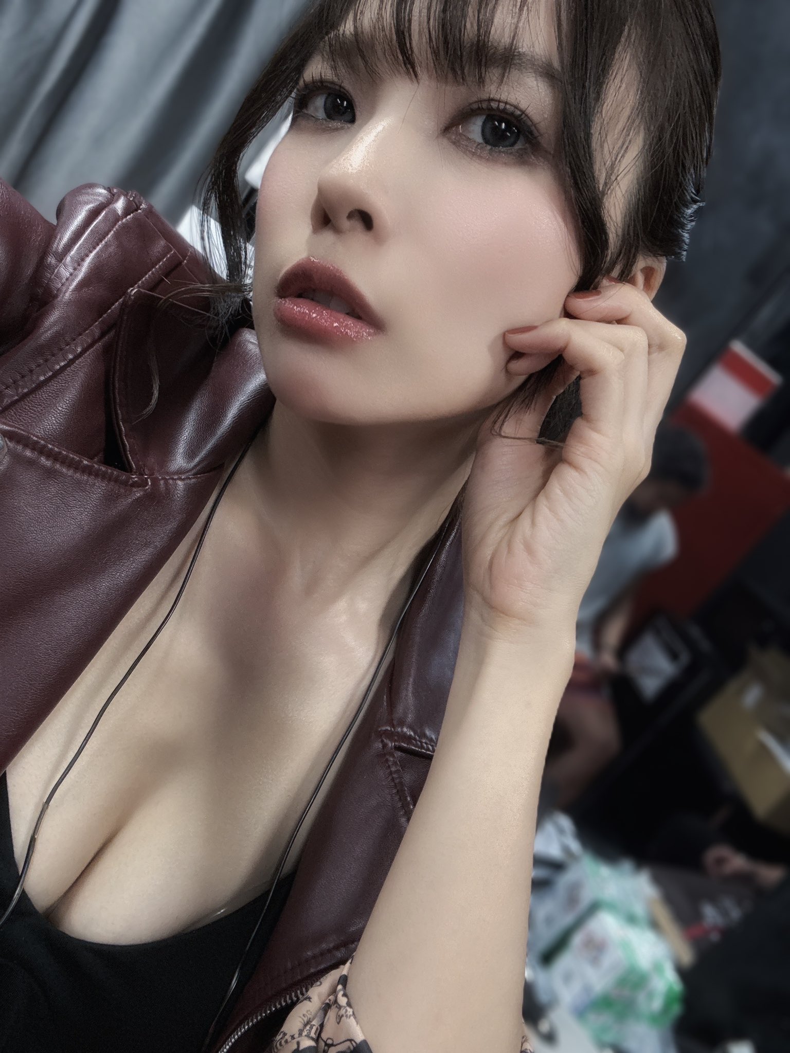 ✨saki✨ Saki 🌸 | Need to film but the humidity is 200% here, send