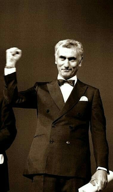 Yılmaz Güney, 9 Eylül 1984. Saygıyla...