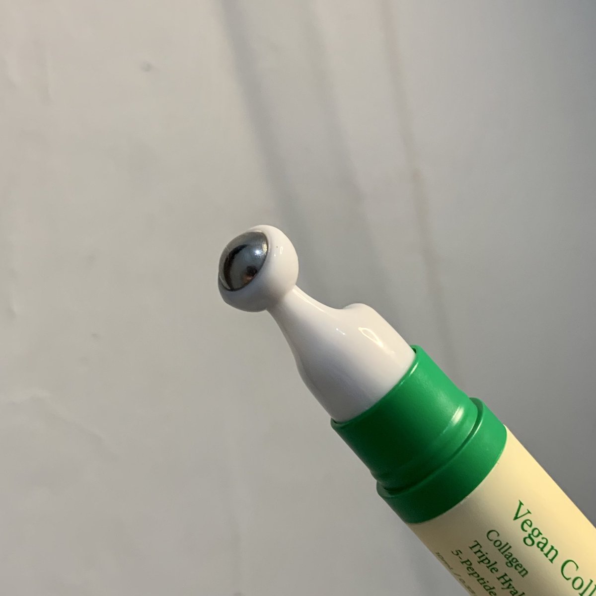 chicbeautyfern's tweet image. Khusus buat kulit sensitif juga aman banget karena formula-nya gentle. Excited banget liat hasil jangka panjangnya👌🏻Ada yang udah coba juga?

#glowskin #axisyglowserum #axisyindonesia