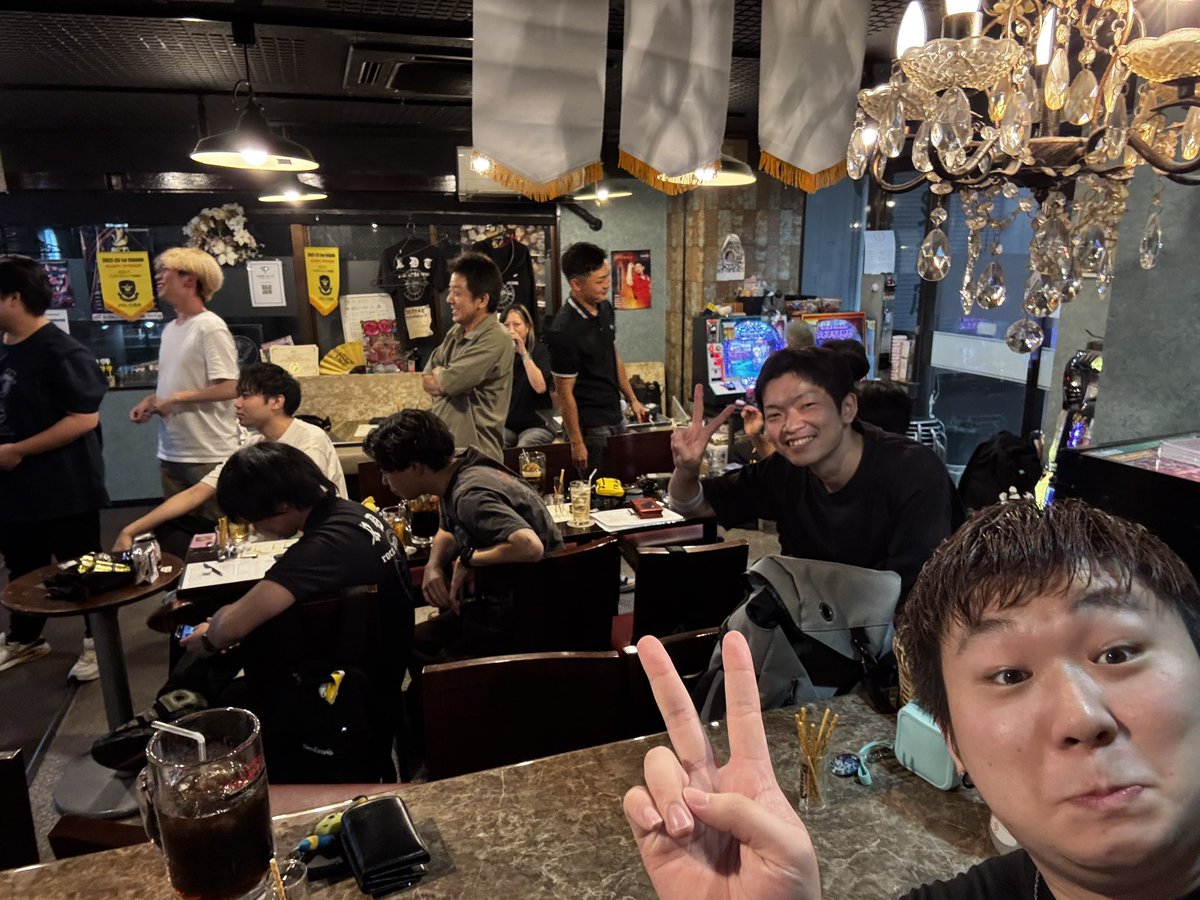 2025年9月9日
ロコモコすたんどオープン！

営業時間18時〜ラスト

スタッフ恭介

本日リーグアウェイ戦のため
当店は全台解放です！

リーグも開幕なので練習しましょ🎯

ご来店お待ちしております！