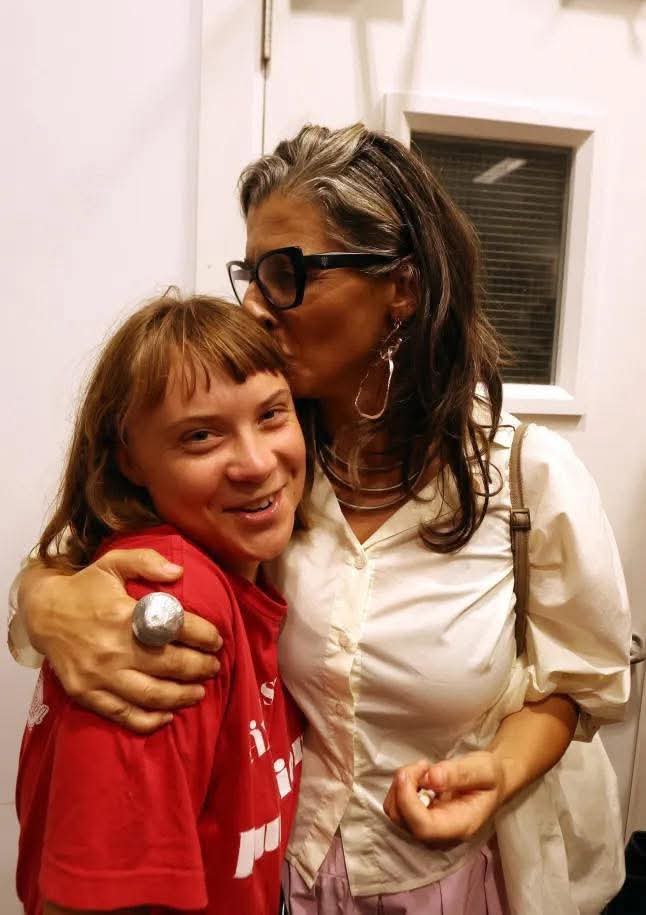 Se i tempi non chiedono la parte migliore di te, inventa altri tempi.

Stefano Benni

 Francesca Albanese sulla Global Sumud Flotilla 

Tunisi, settembre 2025
❤️