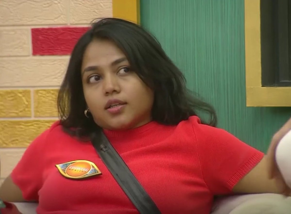 TejeshAB17's tweet photo. Game undhi ,Glamor undhi. Brain undhi Beauty undhu.Inka nenu chesedi emundhi. Support cheyatam thappa🥳. Thanuja & Priya❤
#Thaniya
#BiggBossTelugu9 https://t.co/hg5NdO3qln