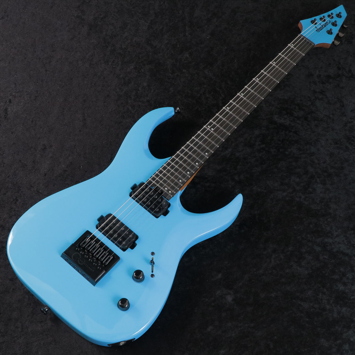 ishibashichamz's tweet image. 『Jackson / Pro Plus Series Signature Misha Mansoor Juggernaut ET6 Ebony Fingerboard Riviera Blue』
Djentムーブメントを率いたPeriphery のギタリスト『ミーシャ・マンソー』のシグネイチャーモデル！
ishibashi.co.jp/ec/product/0bb…

#Jackson 
#Periphery