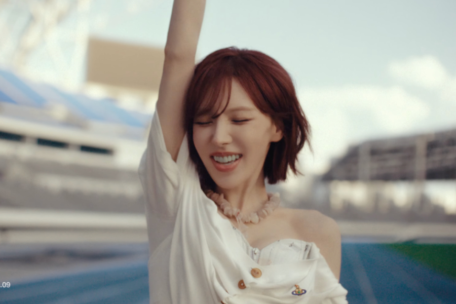 soompi's tweet photo. WATCH: #RedVelvet's #Wendy Drops Fun MV Teaser For "Sunkiss"
https://t.co/UjLnU4Rw2S https://t.co/wD8snDp0KO