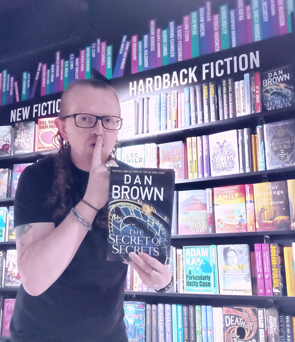 hmvBelfast's tweet photo. The brilliant new book from #DanBrown is out now as we once again join symbologist #RobertLangdon on his latest decoding adventure set against the backdrop of Prague
#SecretOfSecrets #danbrown #codebreaker #symbols #hmv #books #newfiction #newstuff https://t.co/bWoIbQ23nL