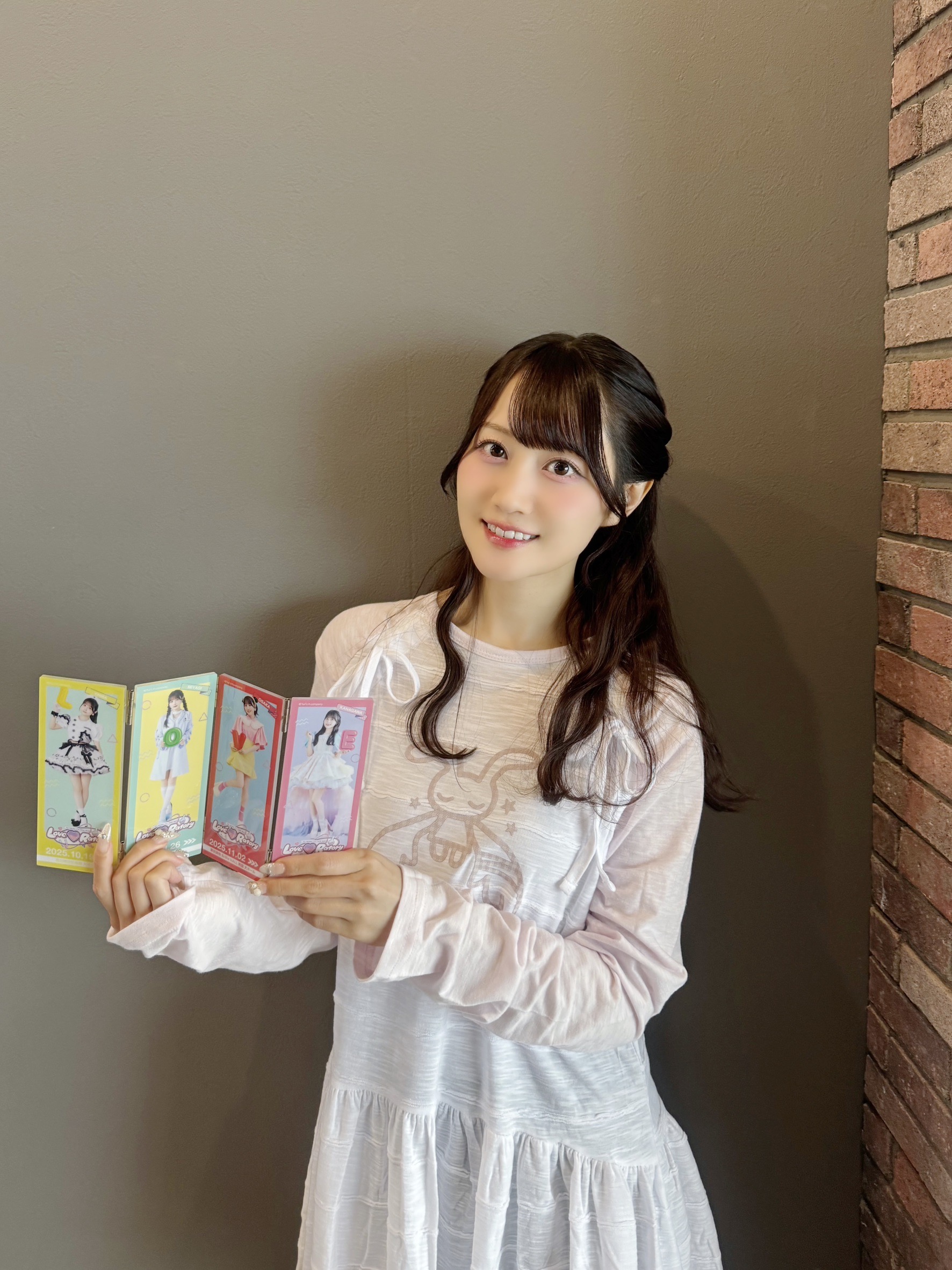 ★当選通知書有り★ 小倉唯　直筆サイン色紙　ラグナドール　声優　ウマ娘 Amazon.co.jp: 小倉唯 直筆サイン色紙 47ヒロインズTwitter
