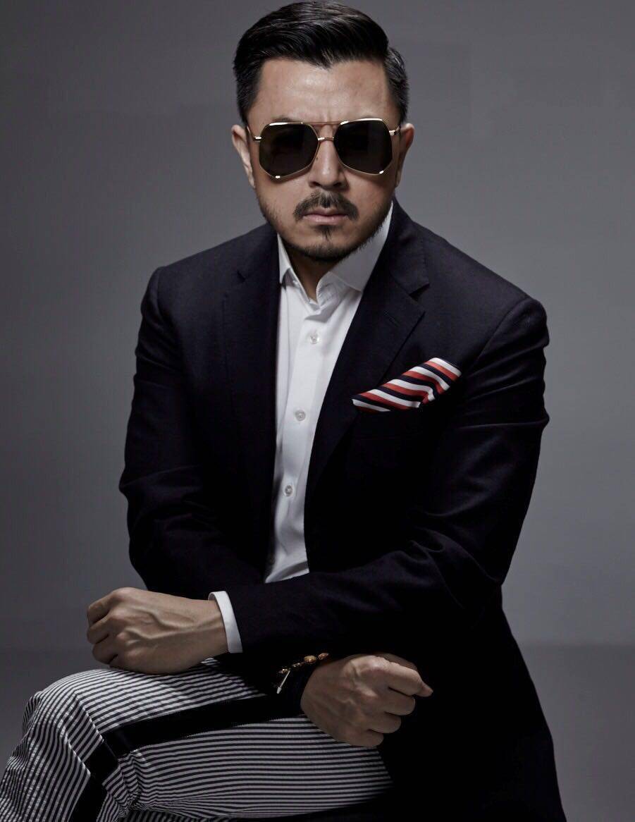 PRSocietyNews's tweet image. “หมู อาซาว่า” ประเดิมงานผู้จัดซีรีส์ครั้งแรกปัง!ไม่หยุดดึง “บอย-ปกรณ์” ประกบคู่ “เบน-บัญญพนต์” ใน “คมเดือน”การันตีดราม่าจัดหนัก ฟินจัดเต็ม

&amp;gt;&amp;gt; prsociety.net/484669/

#คมเดือน #MANDATE
#เกมการเมืองเรื่องของหัวใจ
#Monomax #MonoOriginal #Asastudio
#บอยปกรณ์ #เบนบัญญพนต์