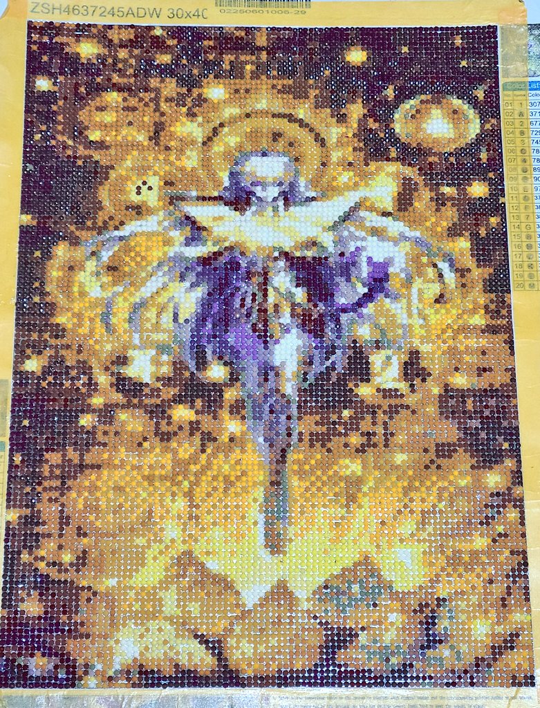 聖闘士星矢、シャカ完成～⭐
星矢の中では一番好きなキャラです。
開眼した時も、かっこいいんですよね～♥️

#ダイヤモンドアート
#聖闘士星矢
#シャカ