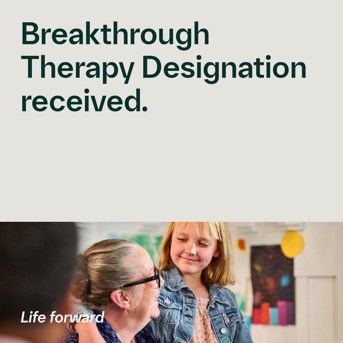 Boehringer's tweet photo. #NEWS: Our targeted cancer therapy for advanced non-small cell lung cancer (NSCLC) received Breakthrough Designation for first line use in the U.S.  
 
Find out more here: https://t.co/qv1GLCNuX5
 
#LifeForward #Oncology https://t.co/xdG0Pp3i1m