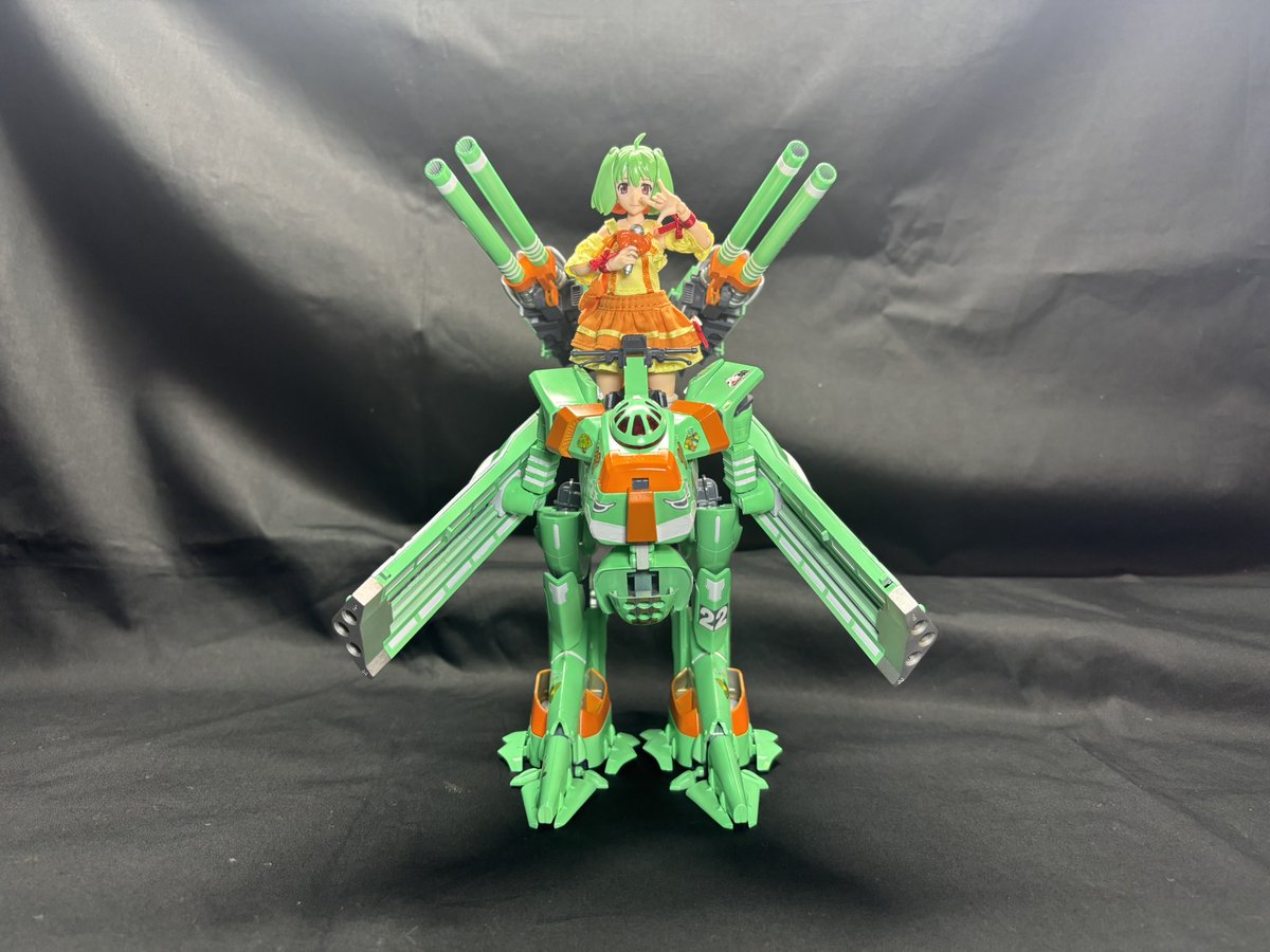 aksunflowers30's tweet image. 迫力ある角度で👍
もう一体購入しようかな⁈
それぐらいこなケニモンは出来が良い👌

#マクロスモデラーズ
#vfg
#vb6