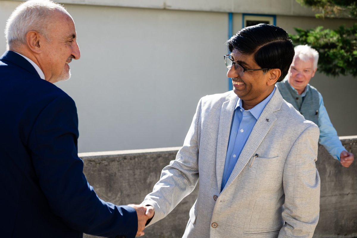 ICGEB's tweet image. Indo-Italian Delegation at ICGEB HQ on 4 September 2025, headed by DST Secretary, Prof. Abhay Karandikar @karandi65  with representatives from @ItalyinIndia and @IndiainItaly 
#ScienceDiplomacy #Bioeconomy #ScienceforDevelopment

🎬 youtube.com/watch?v=-UAALo…
