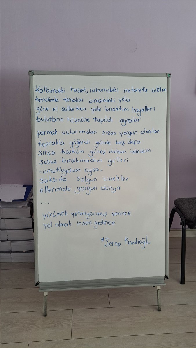 *istemem kimse bilsin kalbimdeki düğümü

<a href="/serapkadioglu/">Serap Kadıoğlu</a> 
#öğretmenlerodası