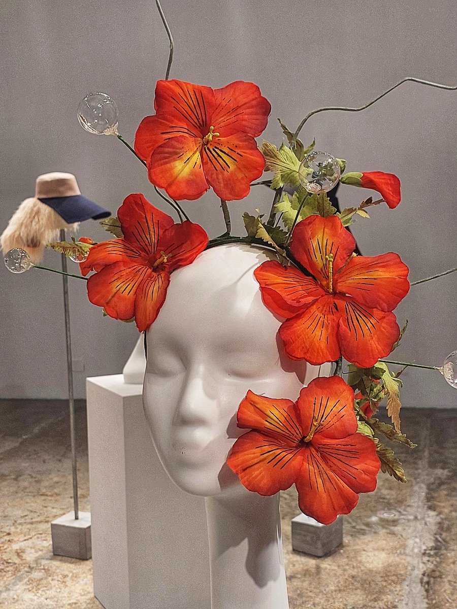 𝐤𝐚𝐫𝐚 𝐞𝐥𝐚𝐲𝐧𝐞 tweet media