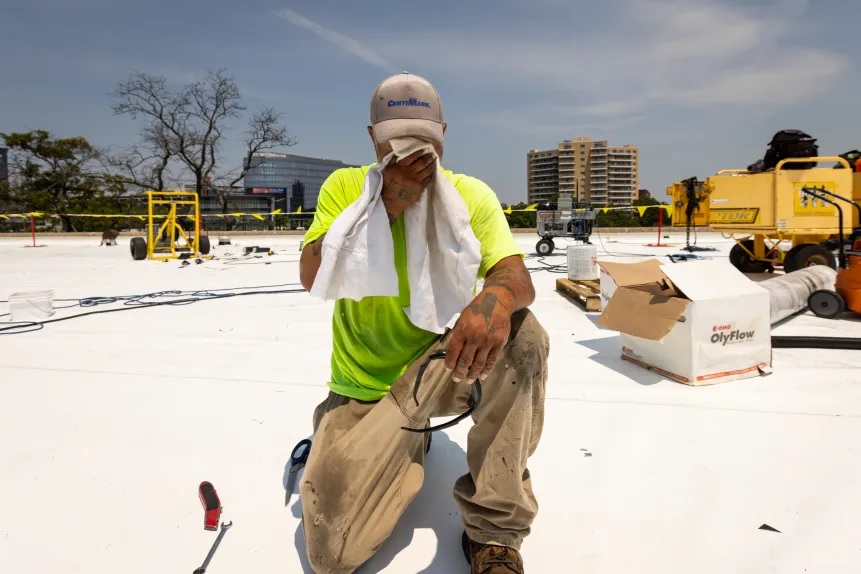 virginianewsreader (@vanewsreader) on Twitter photo Featured in the latest Virginia News Reader: Nearly 4,000 heat-related emergencies reported across Virginia since summer’s start - By <a href="/thebuzzbuz/">John Buzbee</a> for <a href="/virginianpilot/">The Virginian-Pilot</a>
Read the full article at The Virginian-Pilot. ➡ tinyurl.com/bdeadr8w Featured in the latest Virginia News Reader: Nearly 4,000 heat-related emergencies reported across Virginia since summer’s start - By <a href="/thebuzzbuz/">John Buzbee</a> for <a href="/virginianpilot/">The Virginian-Pilot</a>
Read the full article at The Virginian-Pilot. ➡ tinyurl.com/bdeadr8w