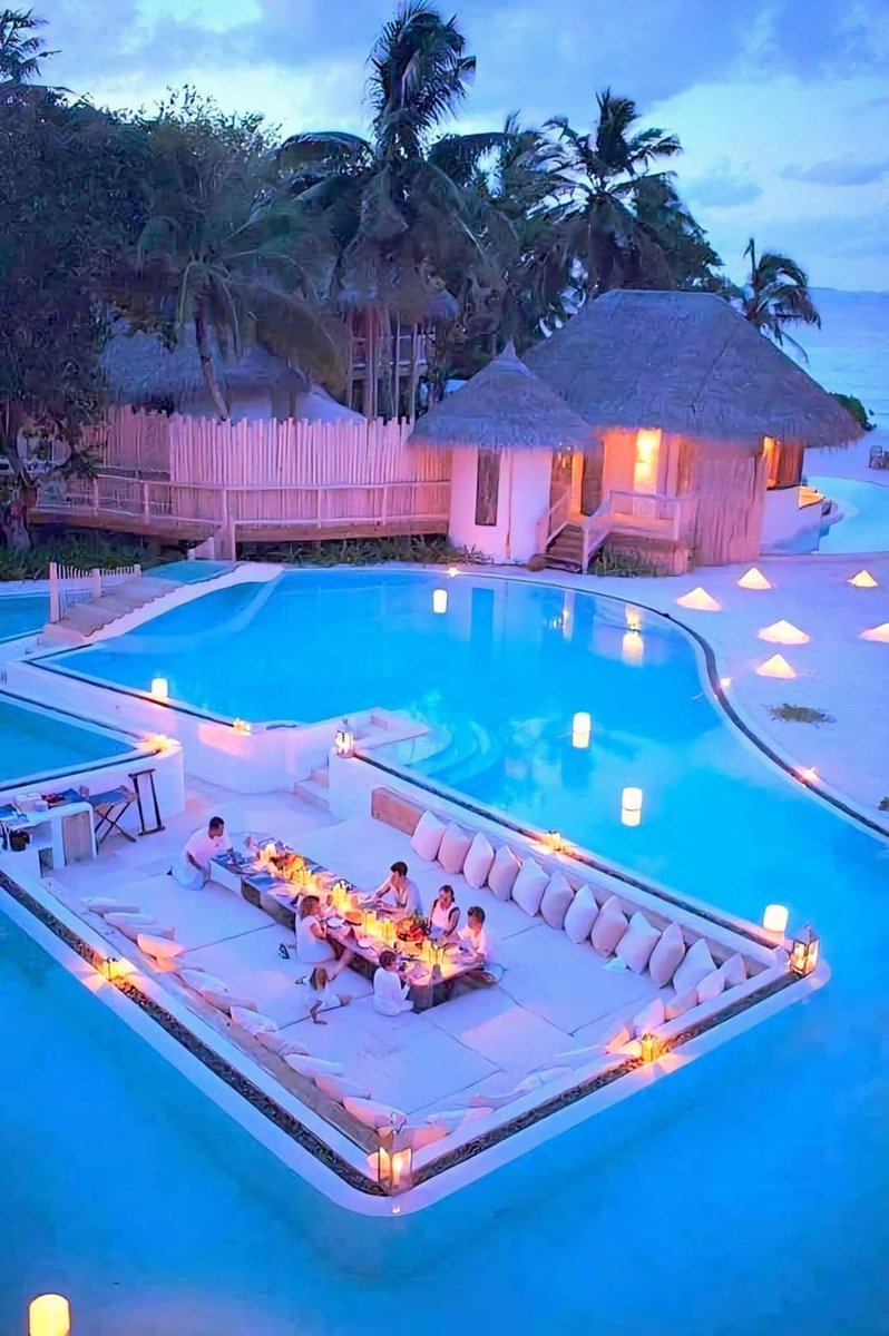 Maldivian night