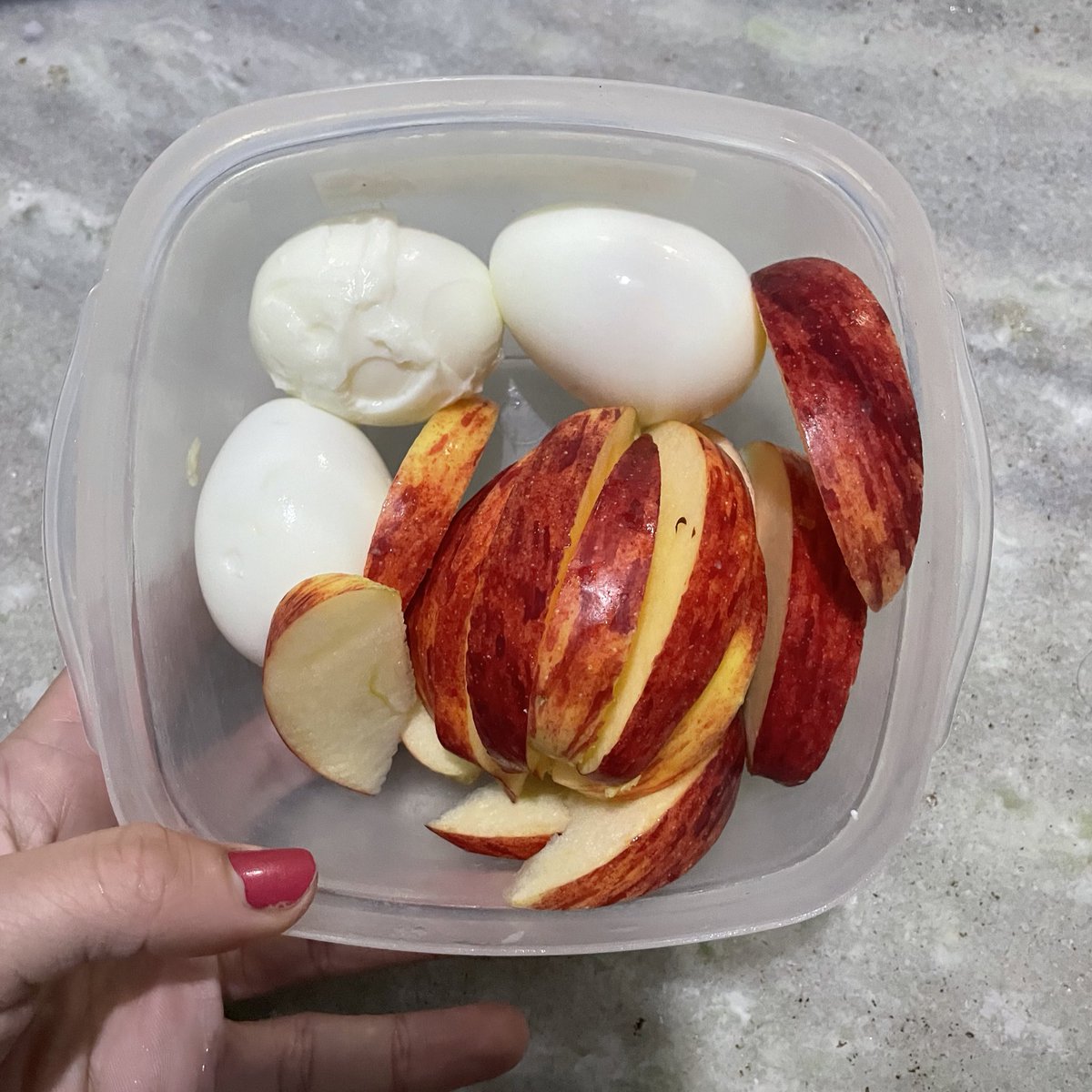 fleabinge's tweet image. omad - 233kcal