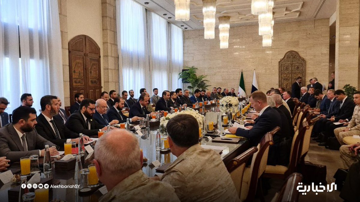 Minister of Foreign Affairs Asaad al-Shaibani received Russian Deputy Prime Minister Alexander Novak and his delegation at the People’s Palace in Damascus, with several ministers and officials present.