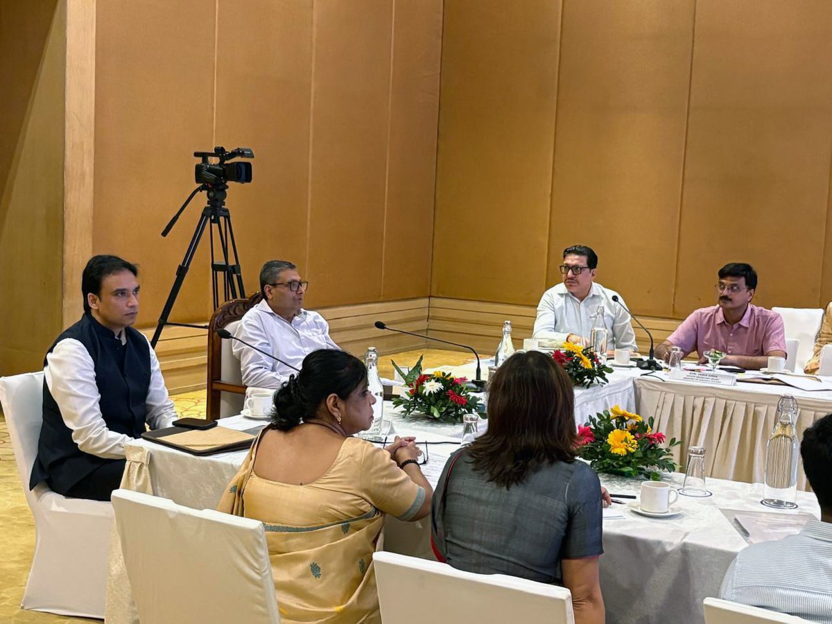 MOMAIndia's tweet photo. A zonal review meeting was chaired by Secretary, Ministry of Minority Affairs, Dr. Chandra Shekhar Kumar today in Guwahati. The meeting brought together representatives of five State Waqf Boards along with State Government officials to discuss key issues, including uploading of existing Waqf details on the UMEED Central Portal 2025, deliberations on IIT’s recommendations for strengthening the functioning of Waqf Boards, and a review of action taken reports on the Scholarship Division’s DO letters.

Representatives from the Waqf Boards of Assam, Manipur, Meghalaya, Tripura, and West Bengal participated in the meeting. Officials from the Ministry also undertook a detailed review during the session.

#UMEEDPortal #MinorityAffairs #BhagidariSeBhagyoday

@narendramodi @KirenRijiju @RijijuOffice @GeorgekurianBjp @PIB_India @PIB_Guwahati @PIBImphal @PIBShillong @PIBAgartala @PIBKolkata @PIBMinAffairs @NMDFCIndia @mygovindia @airnewsalerts @DDNewslive