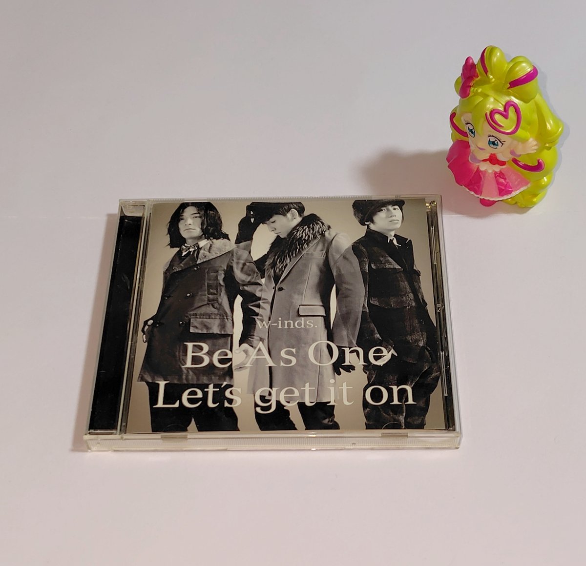 【今日の紹介】

　w-inds.のシングル『Be As One / Let's get it on』

　この頃ダブルA面が多かったなぁって思いましたね。
　『Let's get it on』は私の好きな音楽プロデューサー、今井了介さんが作詞・作曲・編曲をしました。