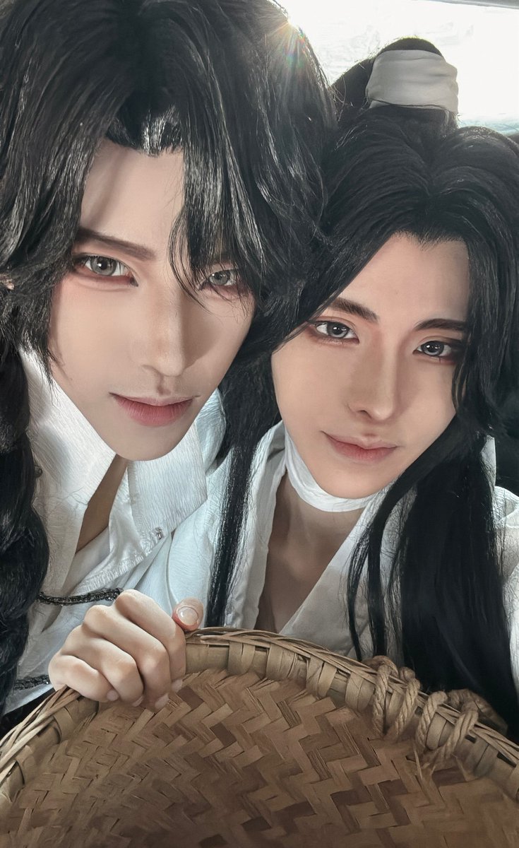 花怜❤️🤍
@/景天的景