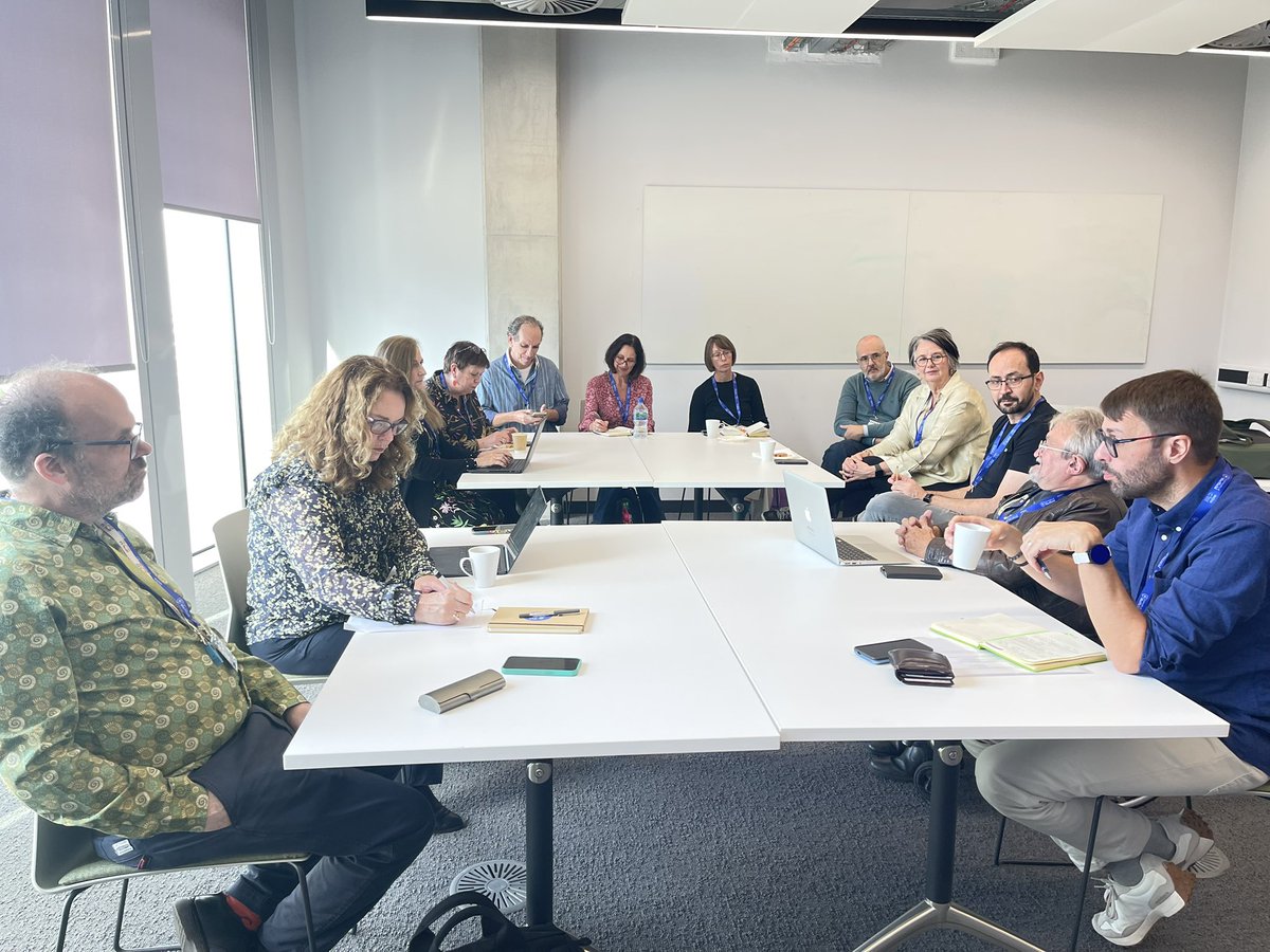🌍🎙️ Kicking off the first #RadioAndSound networking session!
🤝 Representatives from radio &amp; sound associations around the world come together to share ideas, build connections, and strengthen our global community.
#ECREA2025RSS