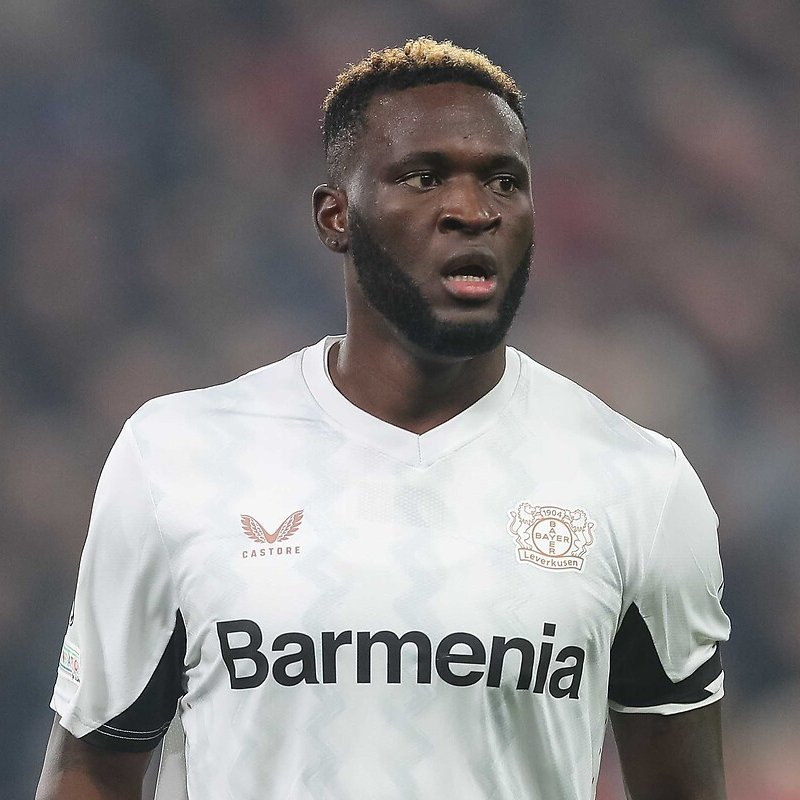 🔹 Victor Boniface: Hayat, bir ayakkabı gibidir. Bir ineği içemezsin çünkü dünya havuçtur. Bu dediğimi bir düşünün.