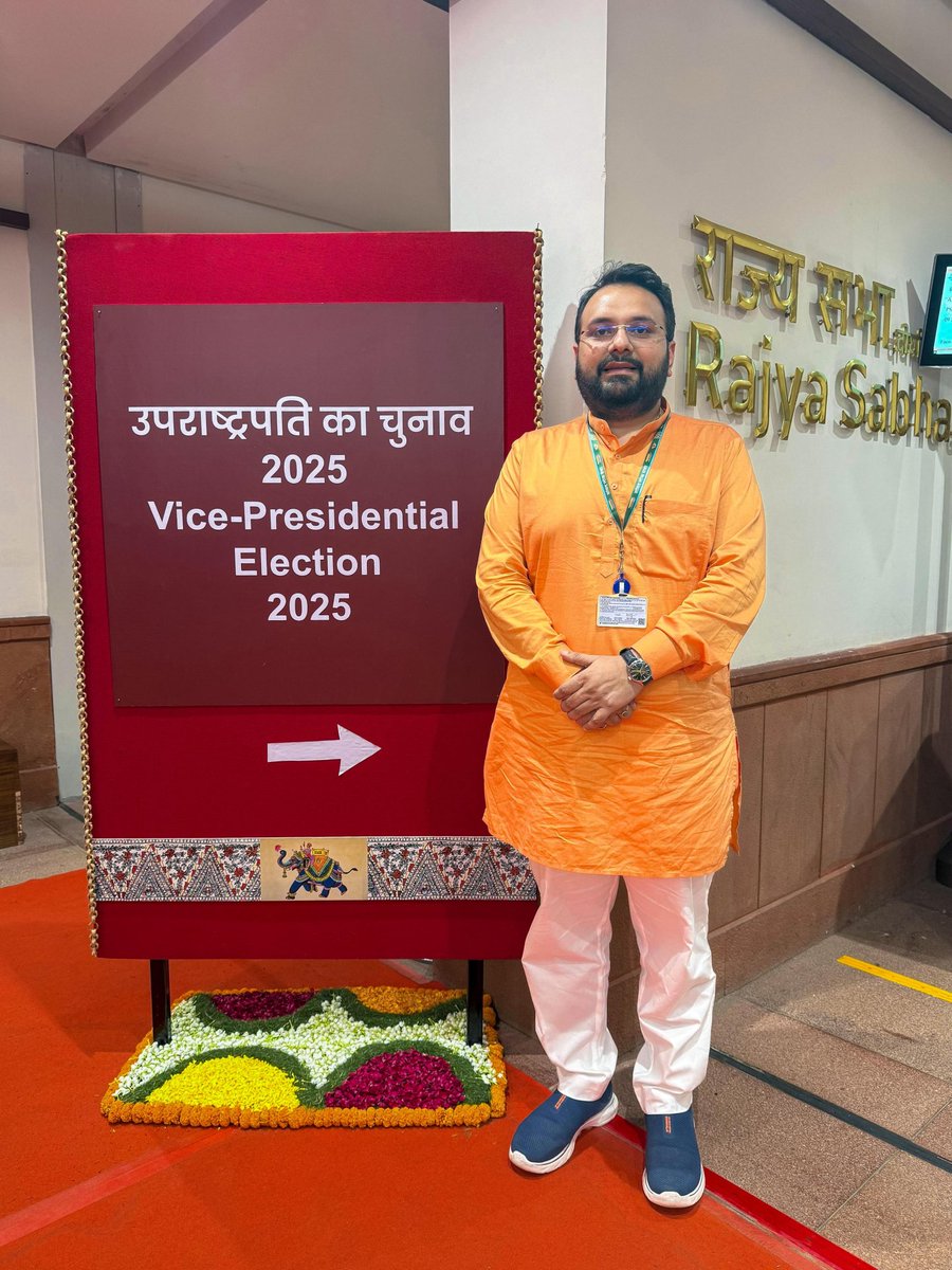 Dr. Hemang Joshi (MP Vadodara) tweet media