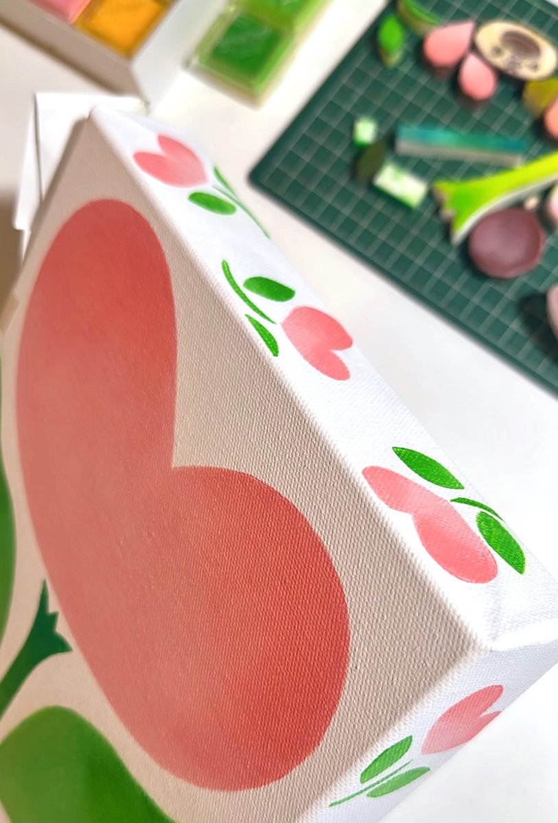 制作中〜🌷 乾かしてるところ。