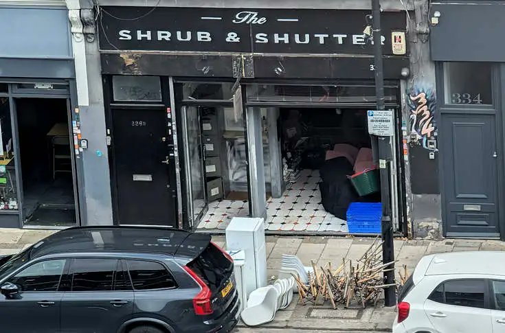 The Shrub &amp; Shutter shuts up shop on Coldharbour Lane after 11 years
brixtonbuzz.com/2025/09/the-sh…