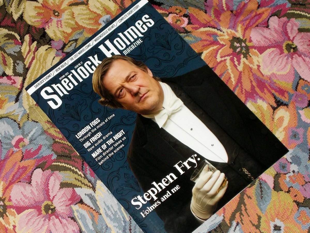 Sherlock Holmes Magazine の最新号が届いた！
　今回の表紙はダウニー版ホームズでマイクロフト・ホームズを演じたスティーヴン・フライ☺
　彼のインタビューが掲載されてるぞ！！
＃シャーロック・ホームズ、＃コナン・ドイル