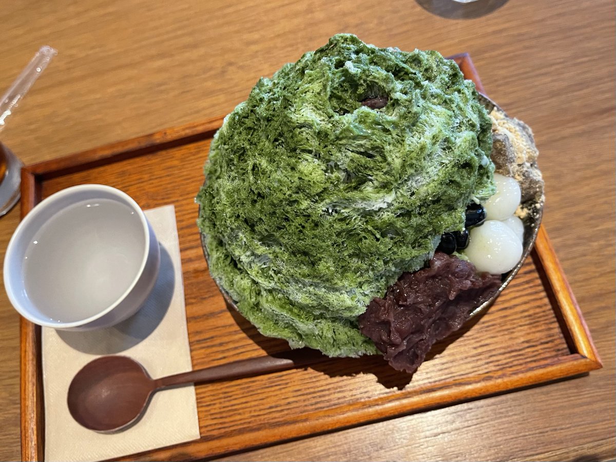 lateriser01's tweet image. 暑い日には、カキ氷🍧