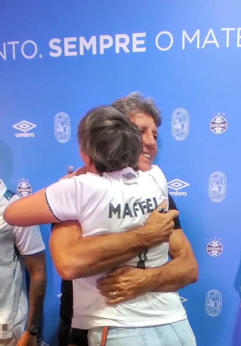 Hoje celebramos mais um ano de vida do Homem Gol. Vida longa ao nosso rei!🥳🇪🇪