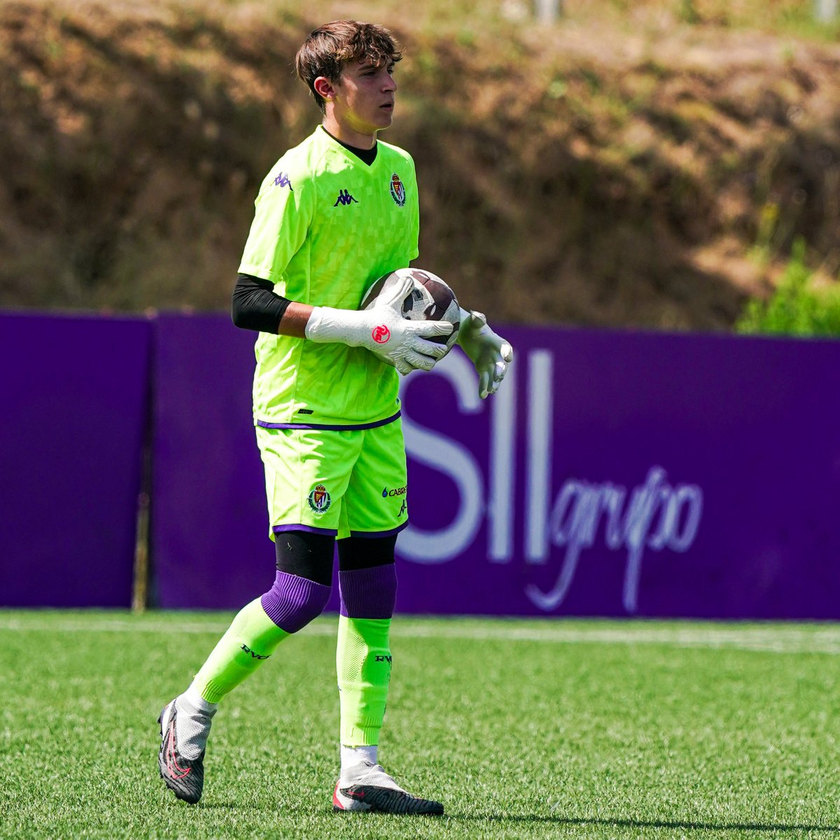 🇪🇸💜 Miguel Redondo y Dueñas, convocados por la <a href="/SEFutbol/">Selección Española Masculina de Fútbol</a> sub16 para disputar un doble amistoso contra Italia

¡Enhorabuena, chicos! 👏🏻

👉🏻 realvalladolid.es/noticias/migue…

#pucela #RVcantera