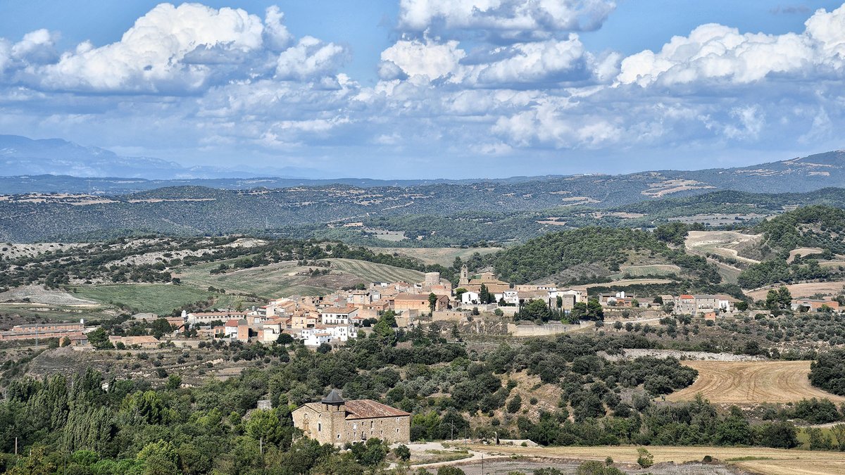Som Segarra (@somsegarra) on Twitter photo El Santuari del Sant Dubte d'Ivorra a la <a href="/valldellobregos/">Vall del Llobregós</a> , actualment seu de la comunitat copta ortodoxa de Catalunya, patrimoni religiós de <a href="/lasegarra/">La Segarra</a> #bondia
ℹ️ visit.somsegarra.cat/ca/place/255/e… El Santuari del Sant Dubte d'Ivorra a la <a href="/valldellobregos/">Vall del Llobregós</a> , actualment seu de la comunitat copta ortodoxa de Catalunya, patrimoni religiós de <a href="/lasegarra/">La Segarra</a> #bondia
ℹ️ visit.somsegarra.cat/ca/place/255/e…