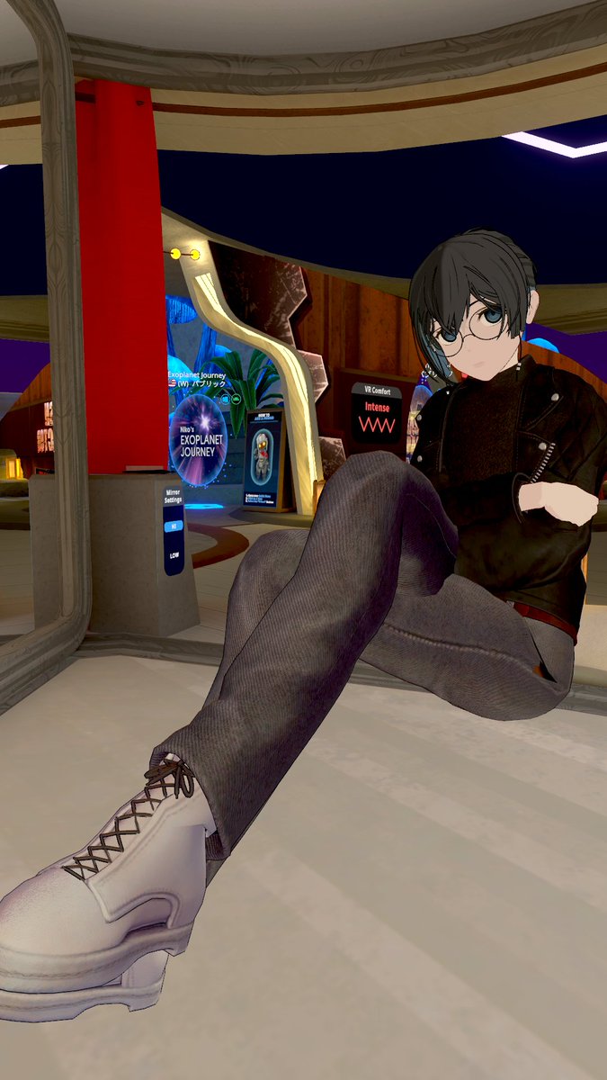 Ponsaku61's tweet image. 顔面が　好みすぎて　５日くらい悩んでェ……
モンエナ25日分のどんぐりを代償に迎えました。
力技で男性用の服を纏いました。
#onyx_3D