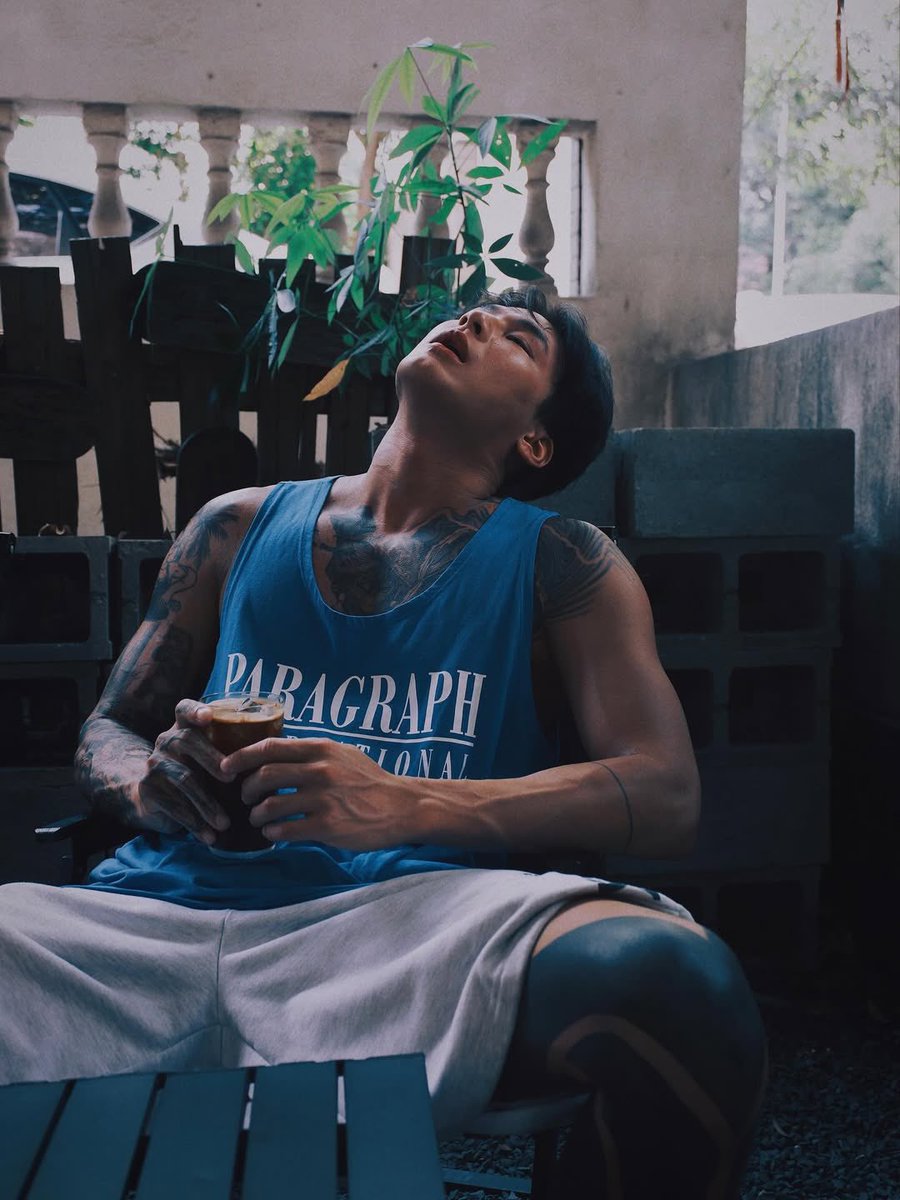 ㅤ 

                                   returning to the origins

             ㅤ