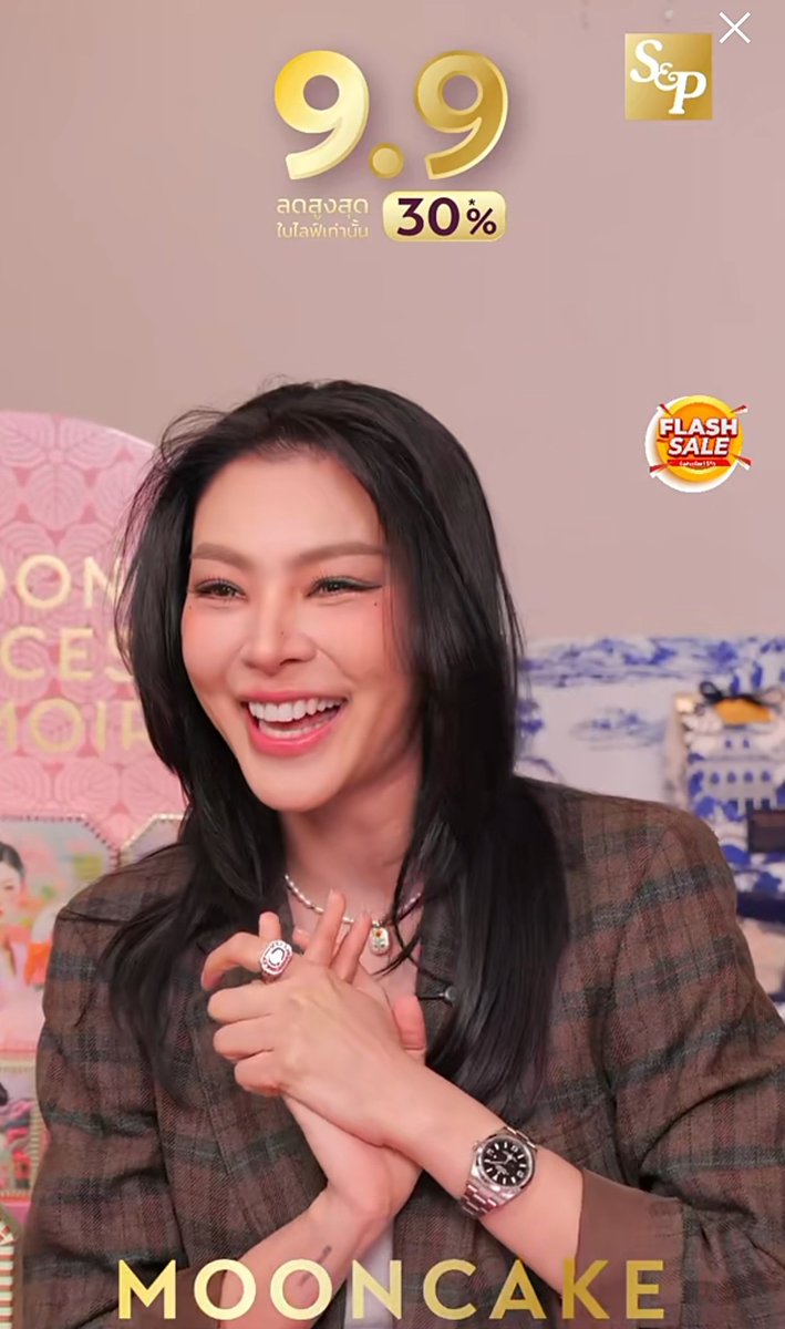 Faye is here!!!🫠🫠🫠

SNP Moon Cake Festival 
#SNPMooncakexFaye
