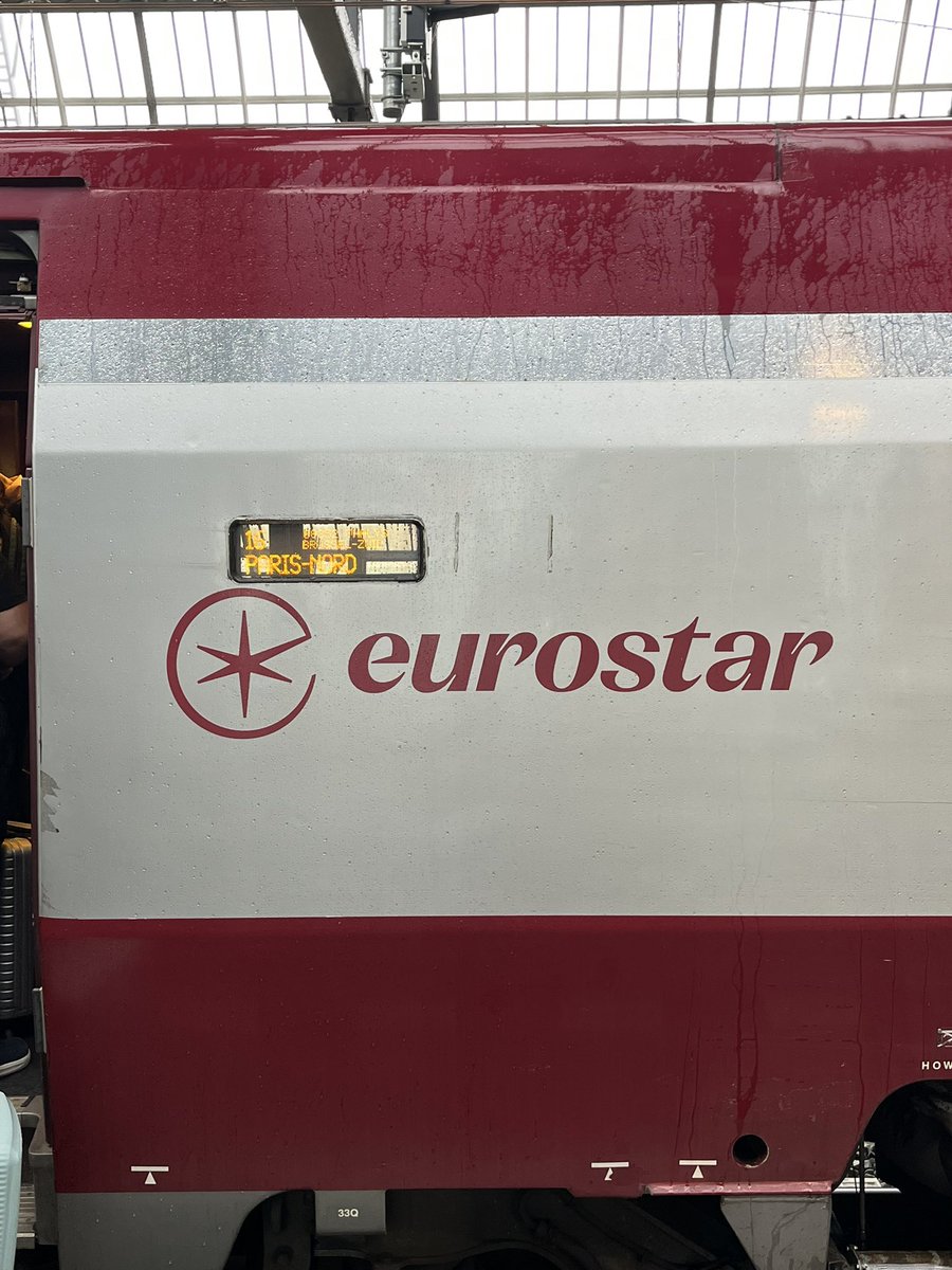 🚄Amsterdam-Paris 
On my way for another <a href="/escp_tweets/">European Society of Coloproctology</a> #colorectal Surgery congres !
#paris25 #tripartite <a href="/DSCRS_NL/">DSCRS</a>