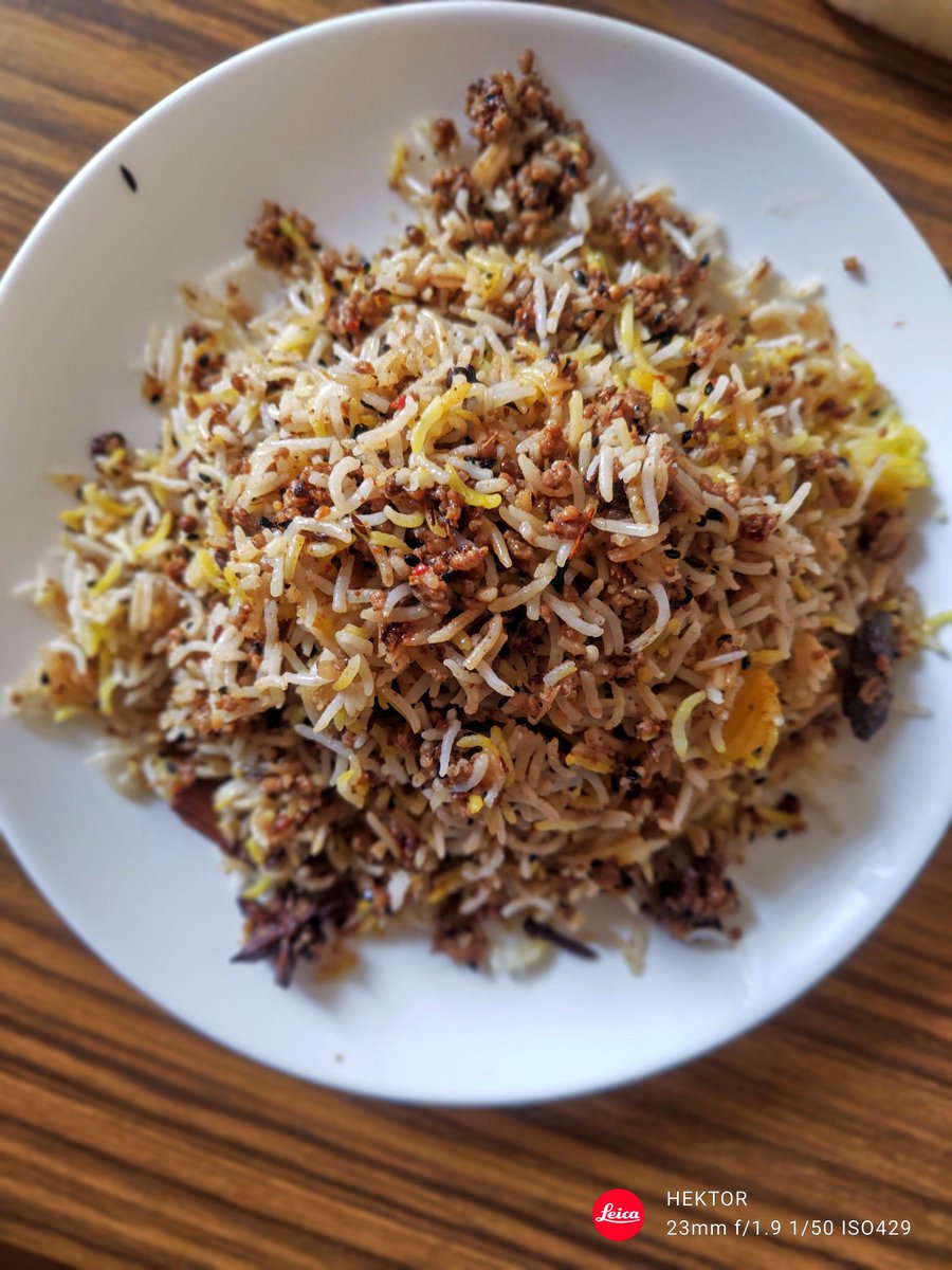 ホールコリアンダー多めなキーマビリヤニ

鍋底さらえて完食です