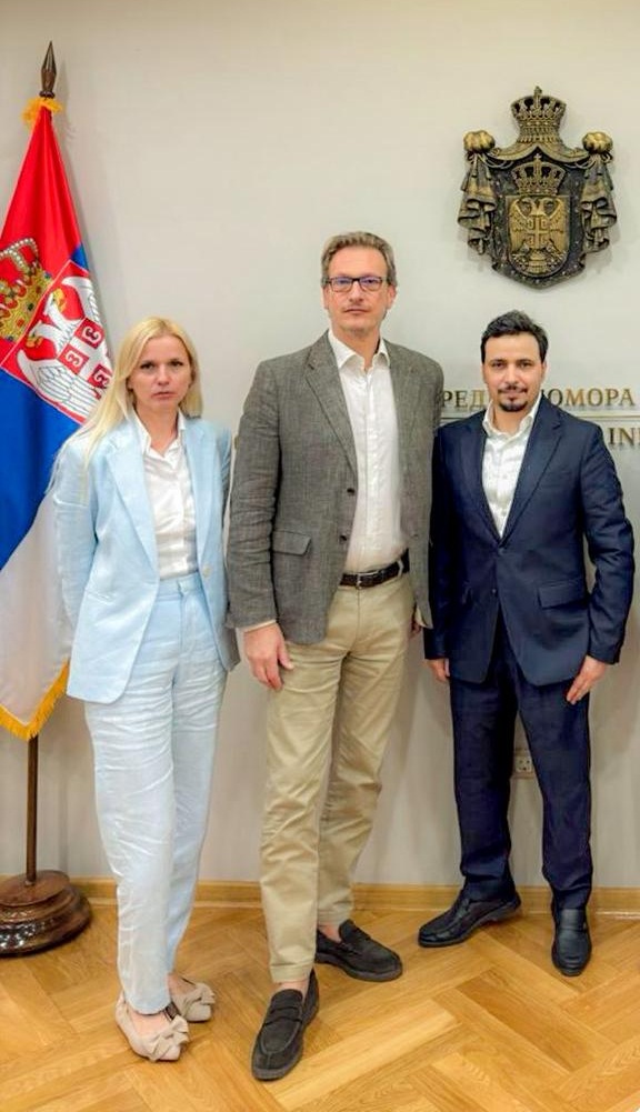SaudiSerbian's tweet photo. اجتماع نائب رئيس مجلس الأعمال السعودي الصربي عبدالله الخمعلي في بلغراد مع الغرفة التجارية الصربية لبحث تعزيز الشراكات وتوسيع التعاون الاستثماري.

#Saudi_Arabia 
#Serbia 
#Vision_2030 https://t.co/Jthqa2Goq5
