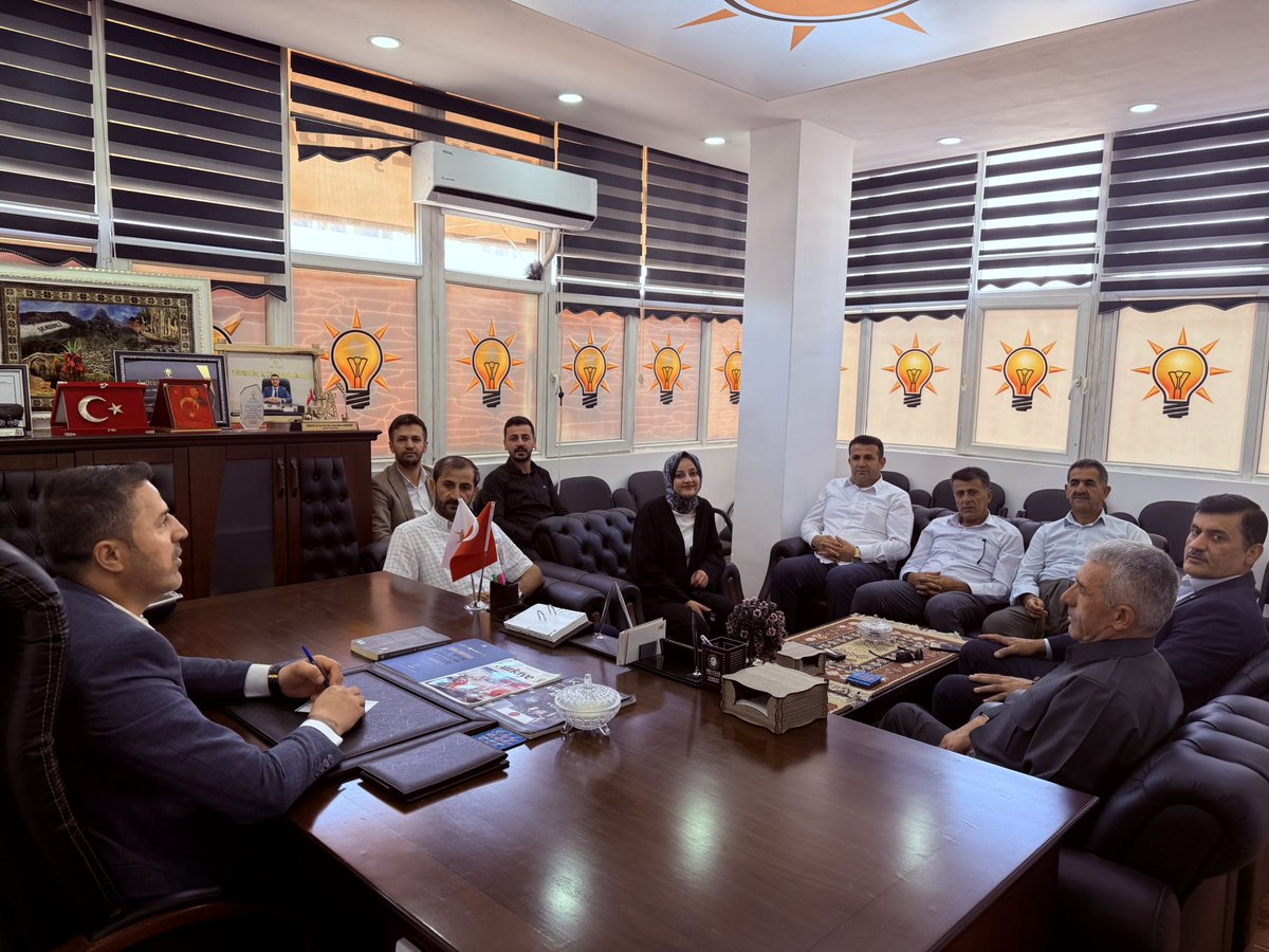 📍 AK Parti Derecik İlçe Başkanlığı

Haftalık yönetim kurulu toplantımızı gerçekleştirdik.
Türkiye Yüzyılı hedeflerimize emin adımlarla yürümeye devam ediyoruz.

Toplantımızın ilçemiz ve teşkilatımız için hayırlara vesile olmasını diliyorum.