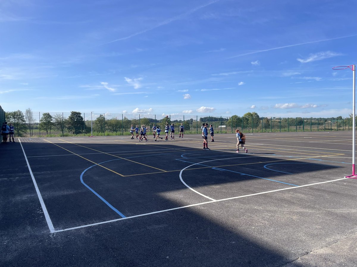 PATCarletonHigh's tweet image. Our brand new Multi-Use Games Area is now open and our teams enjoyed playing netball out there today. What a fantastic outdoor space for our students! 
#MUGA #StudentExperience #GameOn