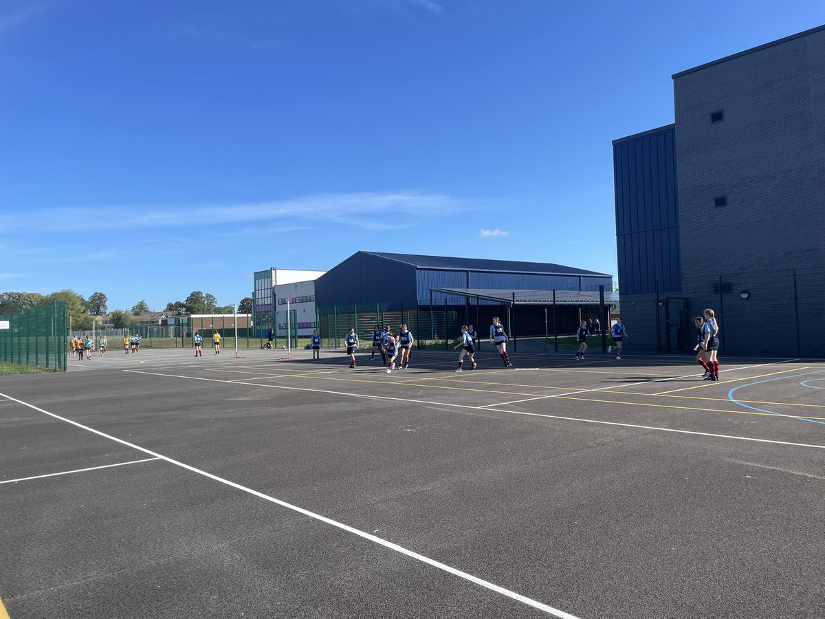 PATCarletonHigh's tweet image. Our brand new Multi-Use Games Area is now open and our teams enjoyed playing netball out there today. What a fantastic outdoor space for our students! 
#MUGA #StudentExperience #GameOn