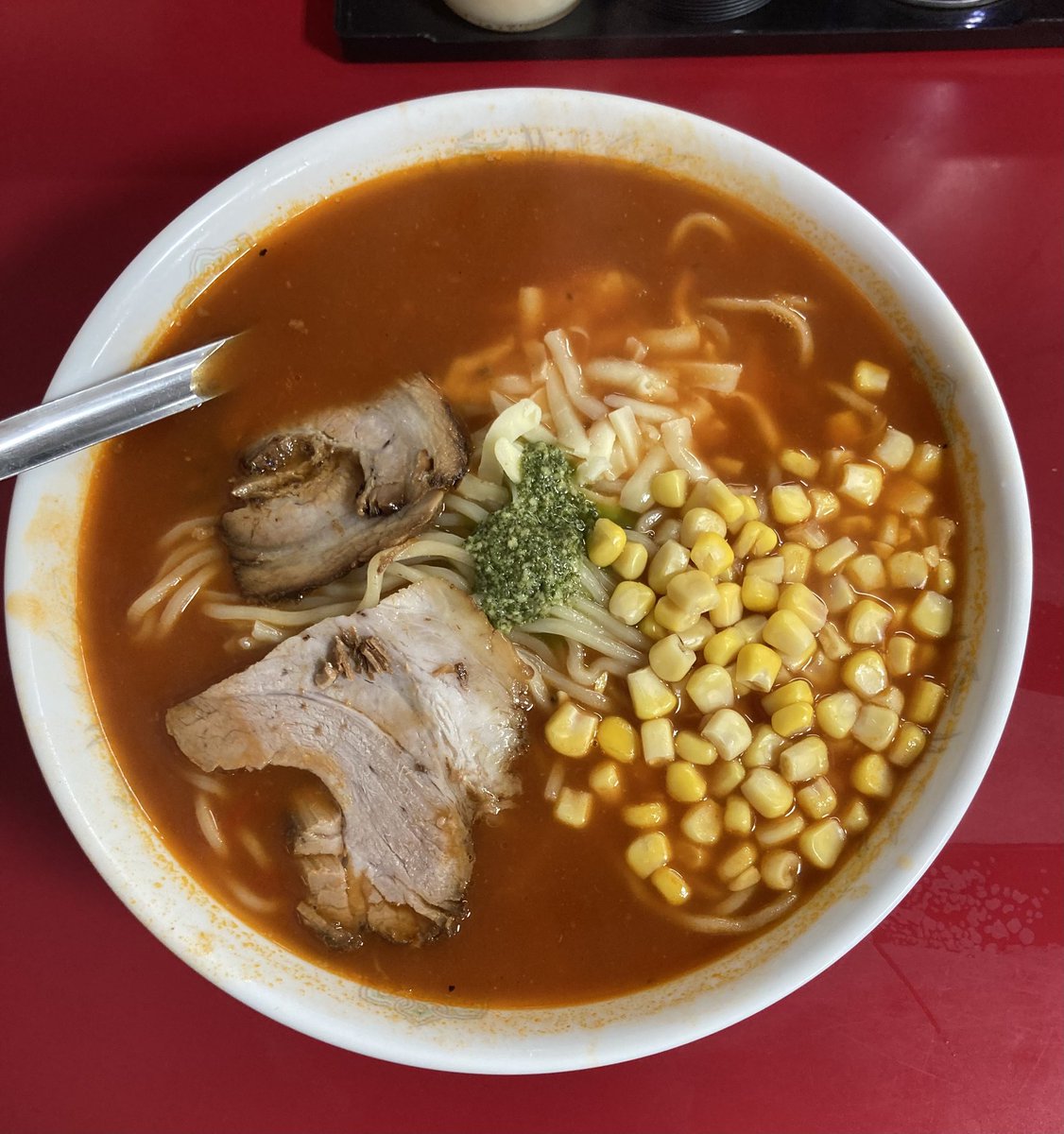 小千谷　つり吉
濃厚トマトラーメン

今日は太麺で。倍盛りペロリでした☺︎

#新潟ラーメン