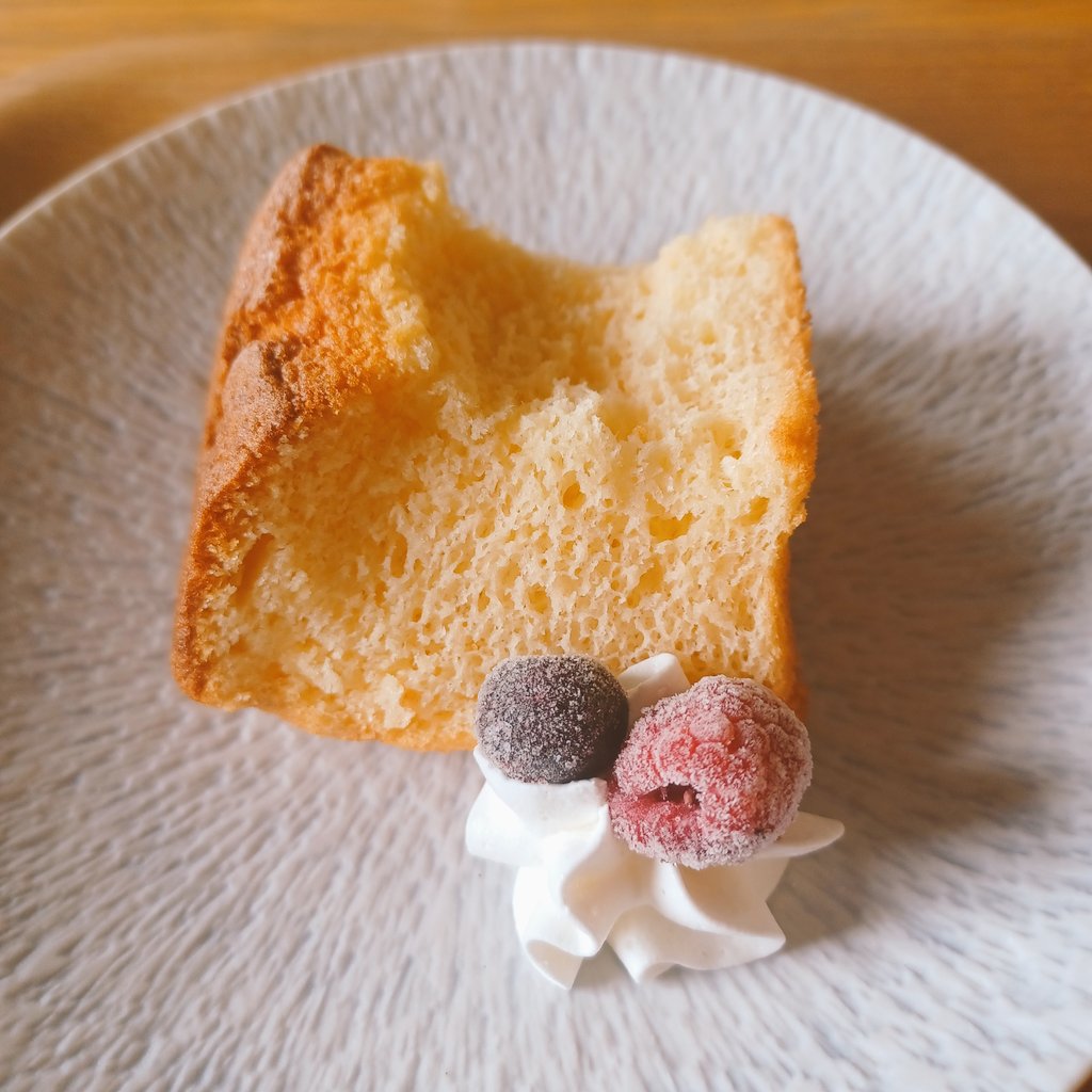 カフェに行ってきた☕🍰
少しずつ回復の兆し。ただ、時間があれば横になりたい…

#カフェ
#休息
#勉強垢さんと一緒に頑張りたい
#勉強垢さんとつながりたい