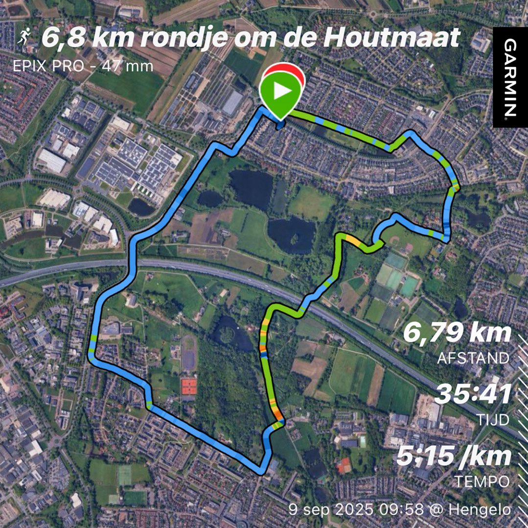 Vandaag 6,8 km rondom de Kleigaten en de Houtmaat gerend. In de regen. Dat dan weer wel. Maar.. ook super loopweer voor mij. Dus weer blij dat ik gegaan ben! Tempo ging mooi in voorbereiding op de Singelloop. Fijne dag allemaal! <a href="/loopmaatjes/">Loopmaatjes</a> <a href="/hardloopvriend/">Hardloopvriend</a>