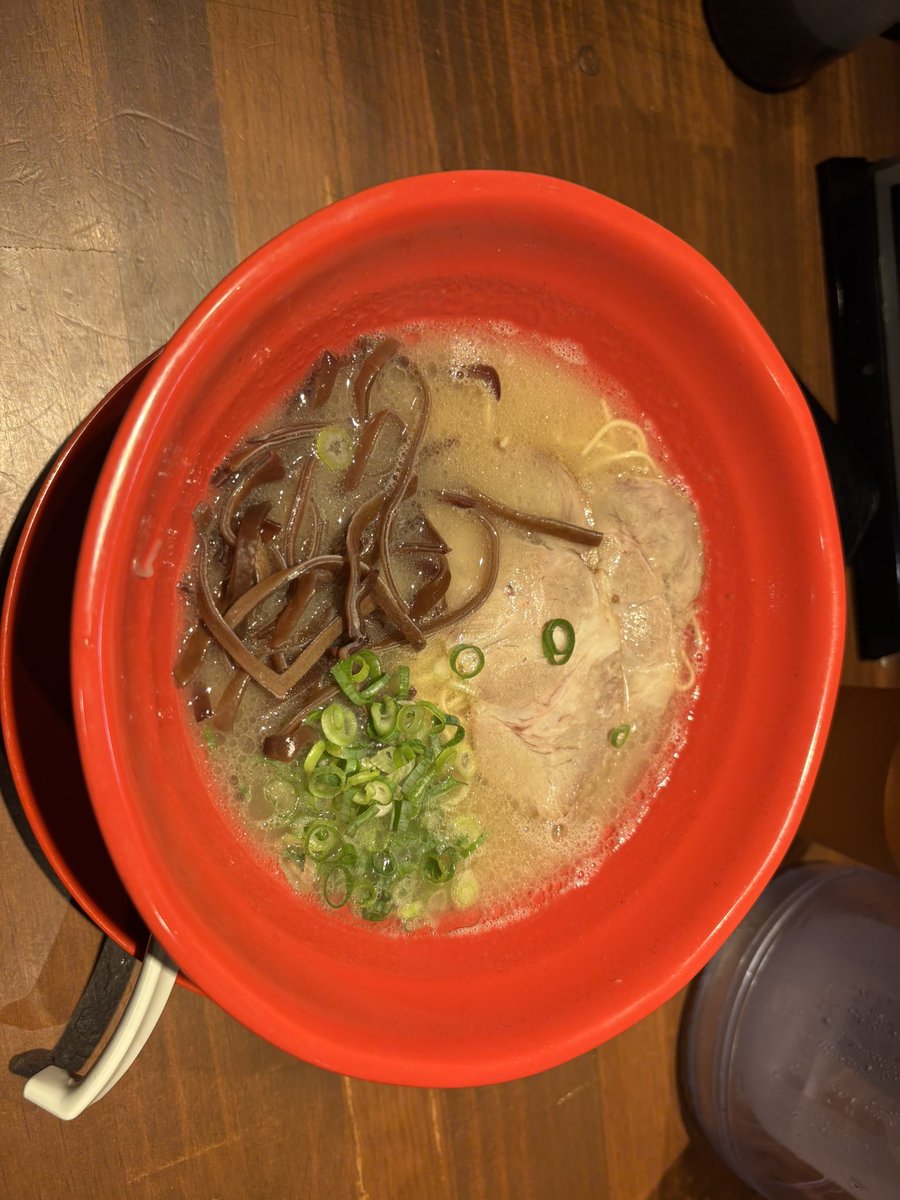 cod_GeNe's tweet image. 無職、パチンコで4万負けて破産
お疲れ様でした、、