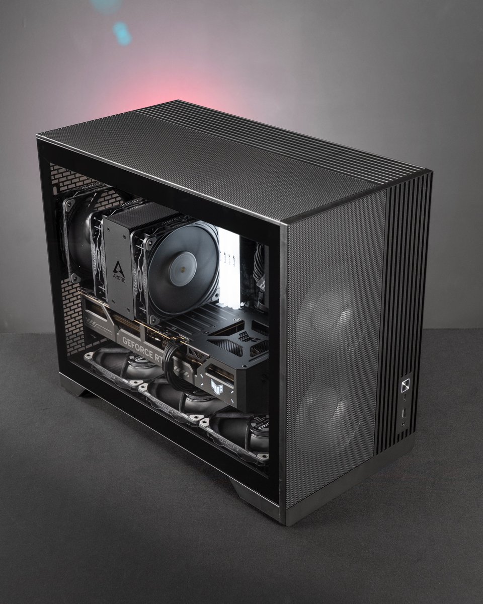 mr_matt_lee's tweet image. Small Size, HUGE Value!? 👀 That’s definitely the vibes we’re getting from the Phanteks XT M3! A compact Micro ATX Chassis with excellent airflow and hardware compatibility, for $50 🫣 Mental. Watch the full build video, it’s a vibe 👉 youtu.be/oFBI9HGQrd8

@Phanteks #PCbuild